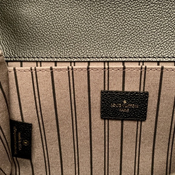 SOLD! Louis Vuitton Pochette Métis Empreinte Black - Picture 7 of 8